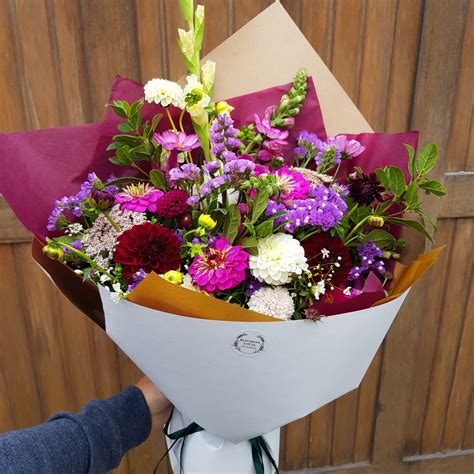 flower delivery near me free delivery